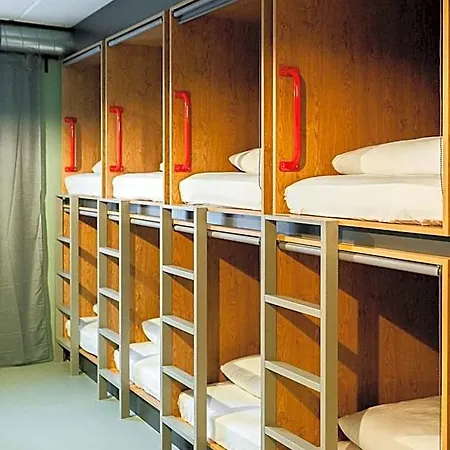 Hostel Dream Factory - *