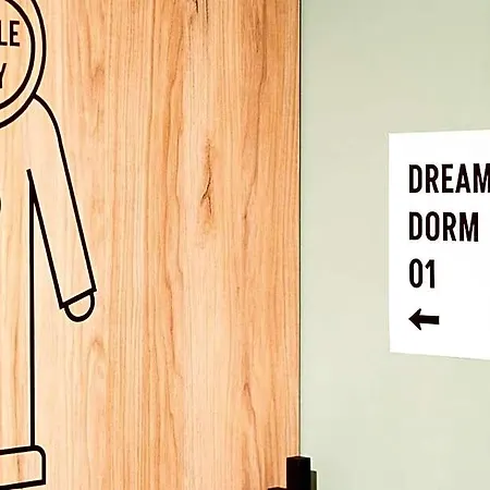 Hostel Dream Factory - *